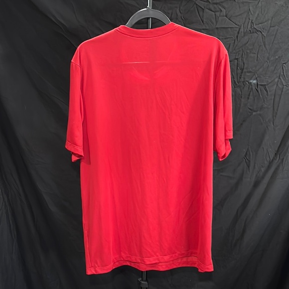 Nike Men's Red T-Shirt - Picture 3 of 5